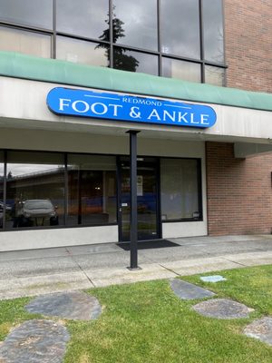 REDMOND FOOT & ANKLE - Updated September 2025 - 10 Photos & 26 Reviews - 16701 Cleveland St