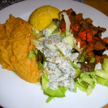 Makro1 - Karrote und Kohlrabi Pfanne mit Linsenpuree, Goldhirse & Salat - Vegan Near Me - Vienna, 9