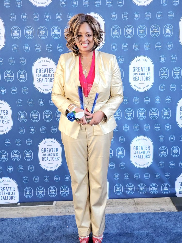 LIONS REALTY GROUP Updated September 2024 15 Photos 407 N Maple