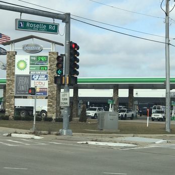 Urban Counter - Location inside bp gas station - Burgers Near Me - Palatine, Illinois Urban Counter - Location inside bp gas station - Burgers Near Me - Palatine, Illinois