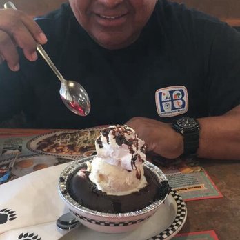 Black Bear Diner Arvin - The lava sundae was Screaming - Breakfast & Brunch Near Me - Arvin, California