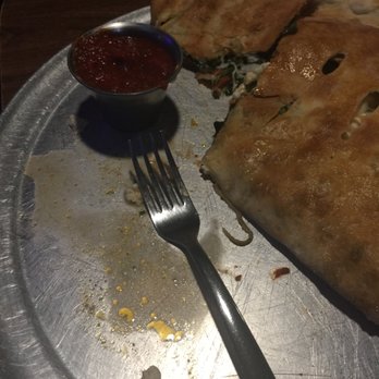Riverboat Pizza - Awful! Bland! Tasteless! It is just as unappetizing as it looks. - Pizza Near Me - Savannah, Georgia