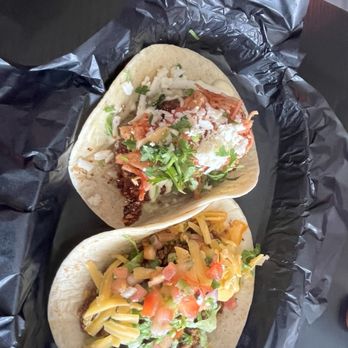 Punk's Tacos & Bao - Waygu been taco and a cholula chicken taco - Asian Fusion Near Me - Spring, Texas
