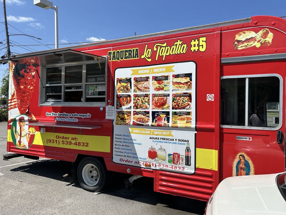 Taqueria La Tapatia 5