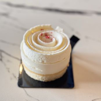 Delight Pastry - Strawberry Shortcake - Desserts Near Me - Pasadena, California Delight Pastry - Strawberry Shortcake - Desserts Near Me - Pasadena, California
