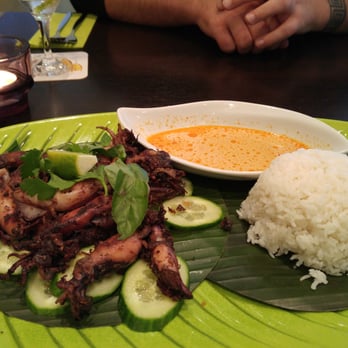 Banana Leaf - Babysquid mit Malaysia-Currysoße! Favorit eines Freundes und sein heißer Tipp. - Malaysian Near Me - Essen, NW
