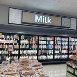 Giant Food Stores - Dairy case
