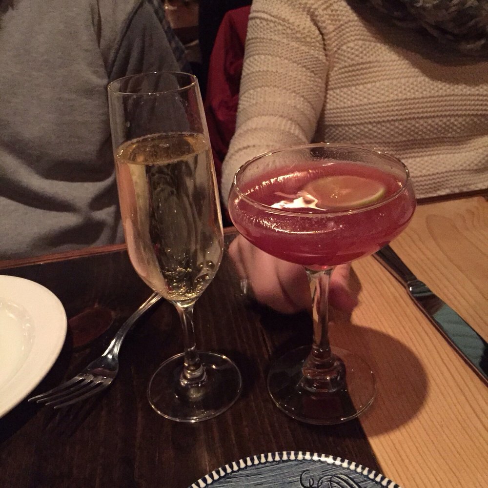 Handle - Sparkling wine / vodka pomegranate and lime - New American Near Me - Park City, Utah