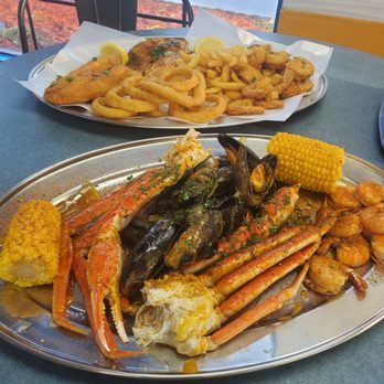 Sparta Seafood and Grill - Seafood Near Me - Oldsmar, Florida