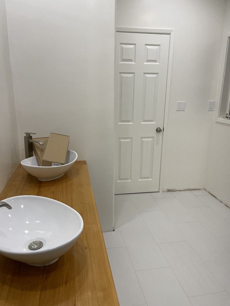 Slide of Contractors Pros