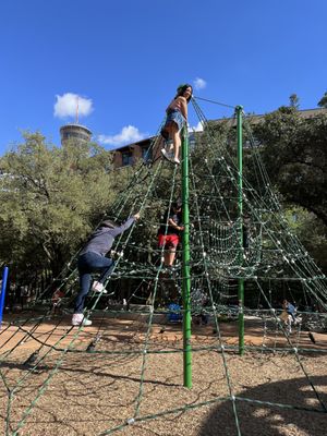 Yanaguana Garden at Hemisfair by null
