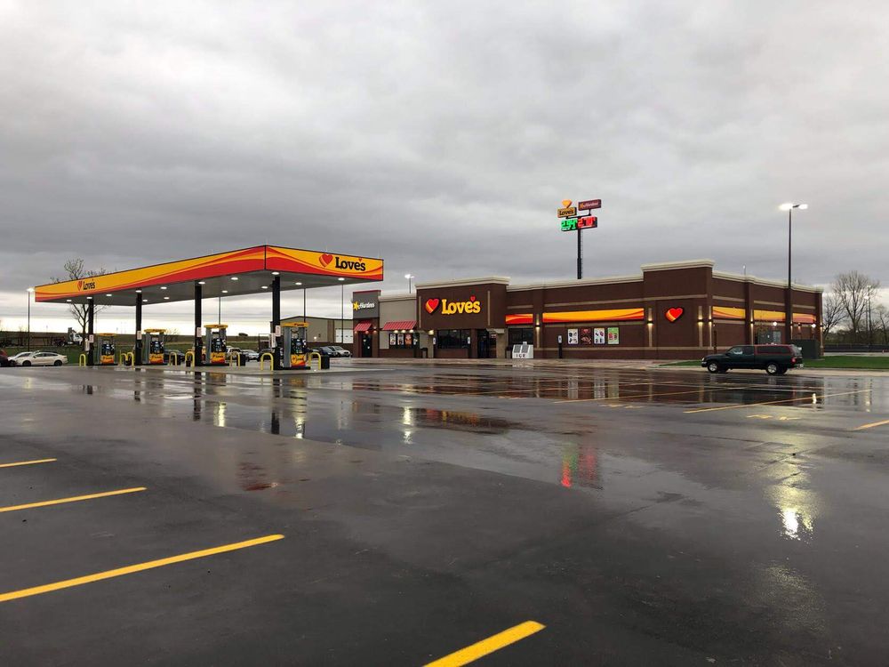 LOVE’S TRAVEL STOP Updated October 2024 11 Photos 3925 County