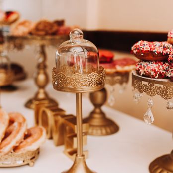 Lifetime Wedding Memories - Donut bar Rinna set up. - Wedding Planning Near Me Lifetime Wedding Memories - Donut bar Rinna set up. - Wedding Planning Near Me