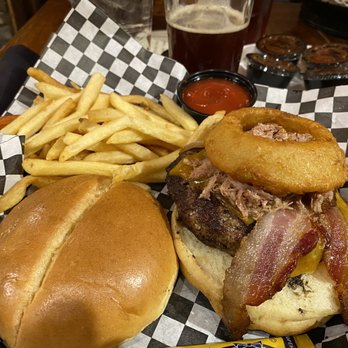 Foxfire Grill - American Near Me - Snowshoe, West Virginia
