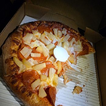 Fullerton Pizza - Small pepperoni and pineapple - Pizza Near Me - Fullerton, California