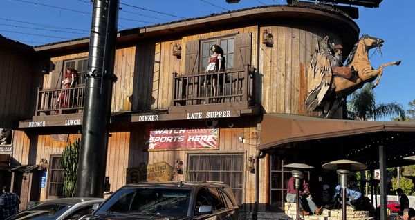 Saddle Ranch Chop House by null