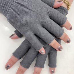 Gel manicure