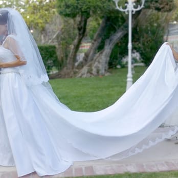 Loly's Bridal - Loved the train of the dress and the side view as well, awesome job Sra. Maria - Bridal Near Me - Huntington Park, California