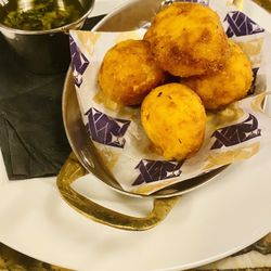 Fanny's - Saffron shrimp arancini with salsa verde