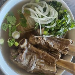 Pho 4U - Bone in Short ribs Noodles Soup
