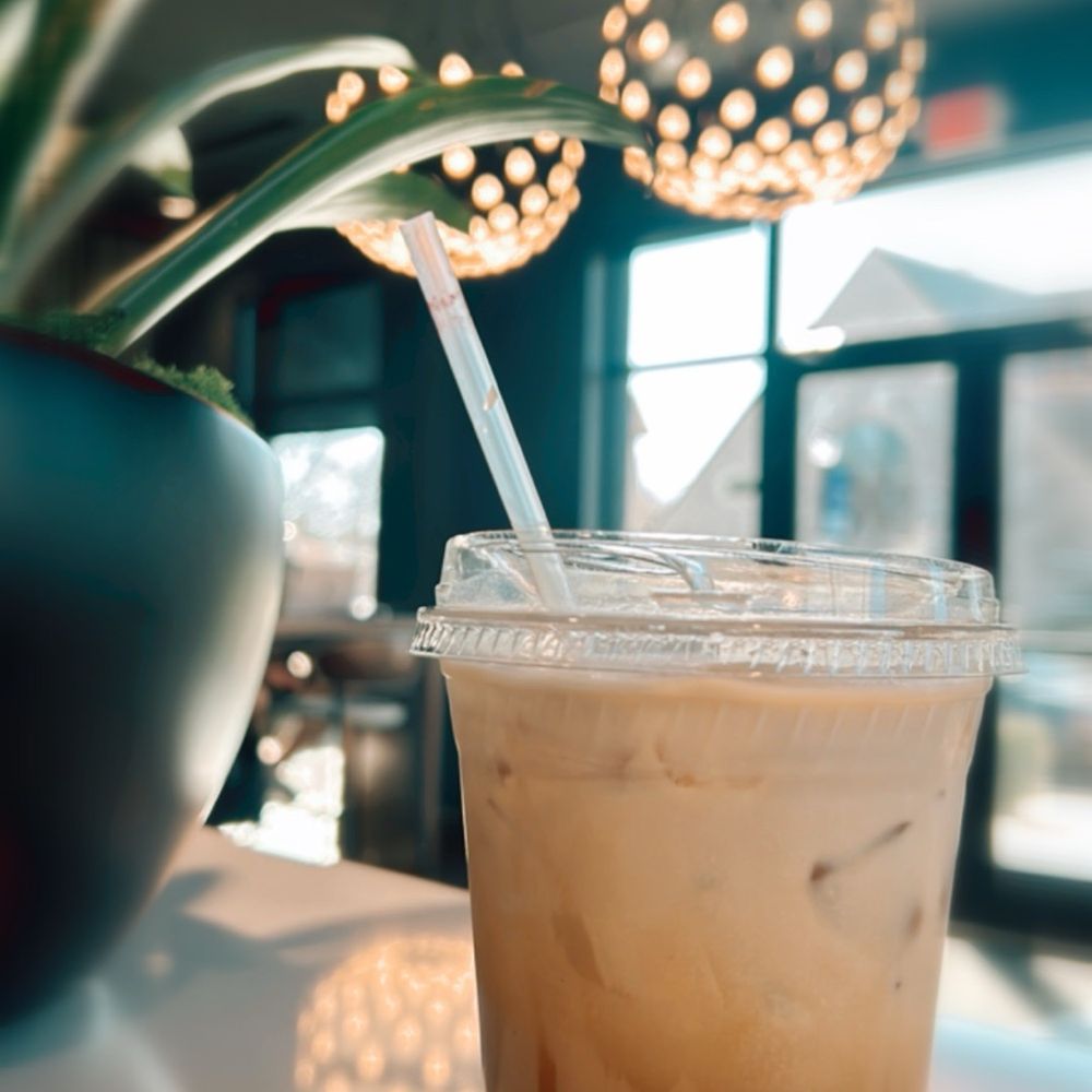 23 West Coffee - Honey Iced Latte - Coffee & Tea Near Me - St. Louis, Missouri 23 West Coffee - Honey Iced Latte - Coffee & Tea Near Me - St. Louis, Missouri