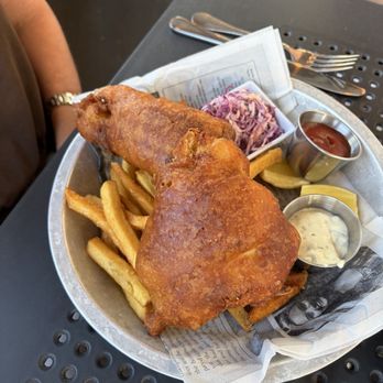 The Washington Square Tavern - Fish and chips - Bars Near Me - Brookline, Massachusetts The Washington Square Tavern - Fish and chips - Bars Near Me - Brookline, Massachusetts