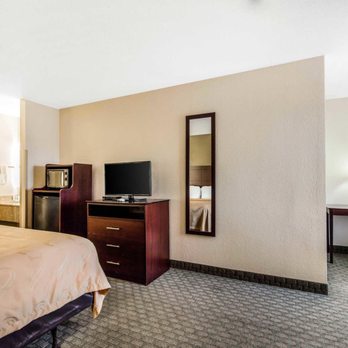 Quality Inn - Hotels Near Me - Batesville, Mississippi