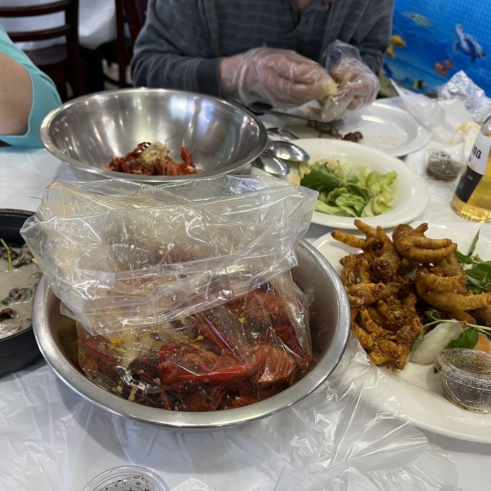 Ocean Crawfish - Coconut snail, crawfish and chicken feet - Vietnamese Near Me - Houston, Texas Ocean Crawfish - Coconut snail, crawfish and chicken feet - Vietnamese Near Me - Houston, Texas