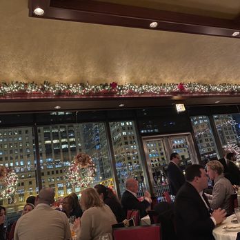 Chicago Cut Steakhouse - Dining Area Winter 2023 - Steakhouses Near Me - Chicago, Illinois Chicago Cut Steakhouse - Dining Area Winter 2023 - Steakhouses Near Me - Chicago, Illinois