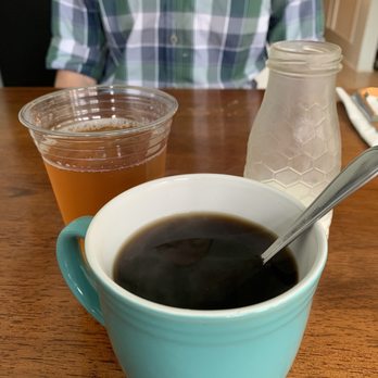 The Kitchen Table - Coffee and Apple Juice - Cafes Near Me - Gasburg, Virginia