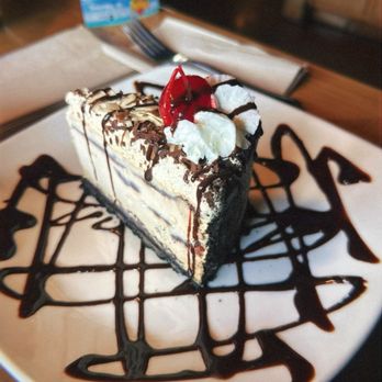 Islands Restaurant - Kona Pie - Burgers Near Me - Chino, California