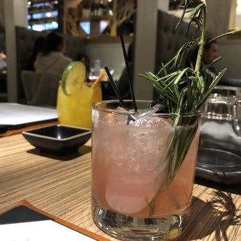 BluFish Sushi - Japanese Near Me - Glenview, Illinois