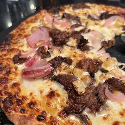 Firepit Grille - Bbq chicken pizza no chicken add brisket and sub Carolina sauce