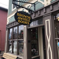 Browse Awhile Books - This is the outside of the book store.