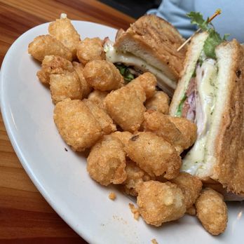Diamond Knot Brewery & Alehouse - Turkey Pesto Melt - Breweries Near Me - Mukilteo, Washington