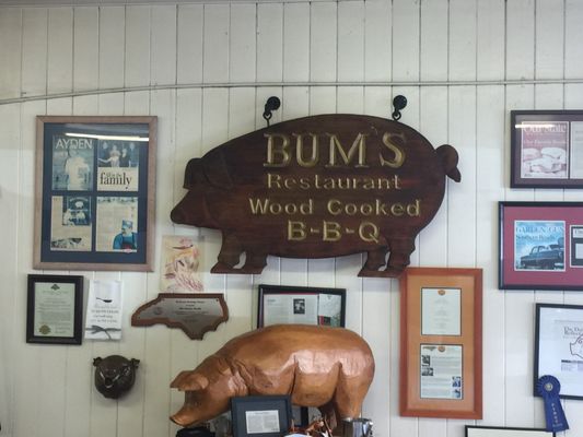 Bum's Restaurant by null