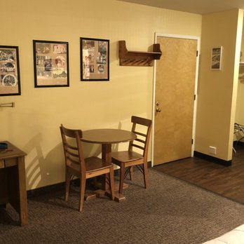 Holiday Haus Motel - Hotels Near Me - Mammoth Lakes, California Holiday Haus Motel - Hotels Near Me - Mammoth Lakes, California
