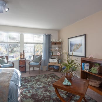 Waters Edge Lodge - The Lodge has 101 apartments  all offering Assisted Living services. - Retirement Homes Near Me - Alameda, California