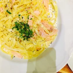 Ristorante Pizzeria Venedik - Salmon pasta