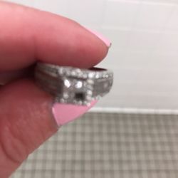 Kay's Jewelers - D