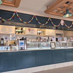 Tweets Ice Cream Cafe