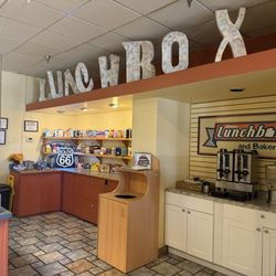 Jitters Lunchbox - Lobby & giftshop
