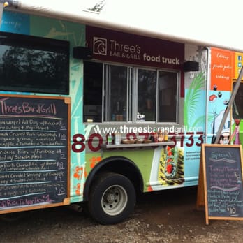 Three's Bar & Grill - The truck - Asian Fusion Near Me - Kihei, Hawaii