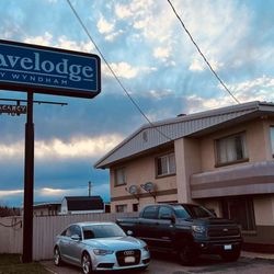 Travelodge By Wyndham Evanston - Exterior