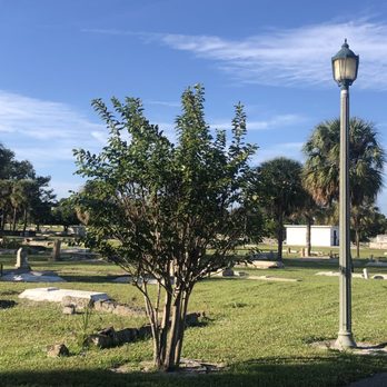 Evergreen Cemetery - Funeral Services & Cemeteries Near Me - West Palm Beach, Florida Evergreen Cemetery - Funeral Services & Cemeteries Near Me - West Palm Beach, Florida