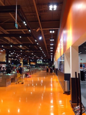 Loblaws Leslie Street by null