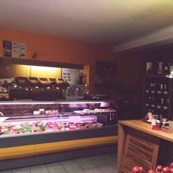 My Supermarket Mardazad & Vaziri - Mein Lieblingsplätzchen: Die Käse- und Weintheke.