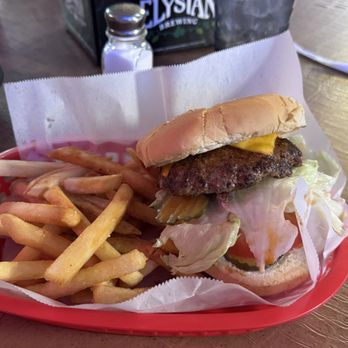 Codi Jo's Wagon Wheel Bar & Grill - Cheeseburger and fries - American Near Me - Potlatch, Idaho