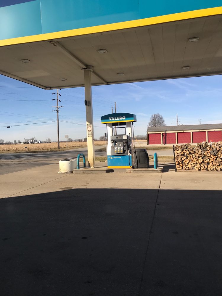 VALERO GAS STATION Updated July 2024 415 S Main St, Kirklin