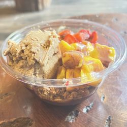 Roxa Hammock Cafe - Acai bowl